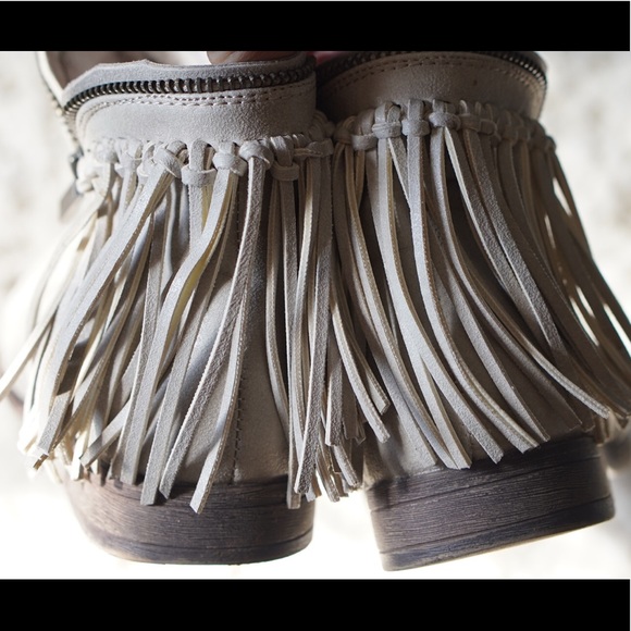 Fringe bootie - Picture 4 of 6